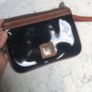 Dooney and bourke wristlet
